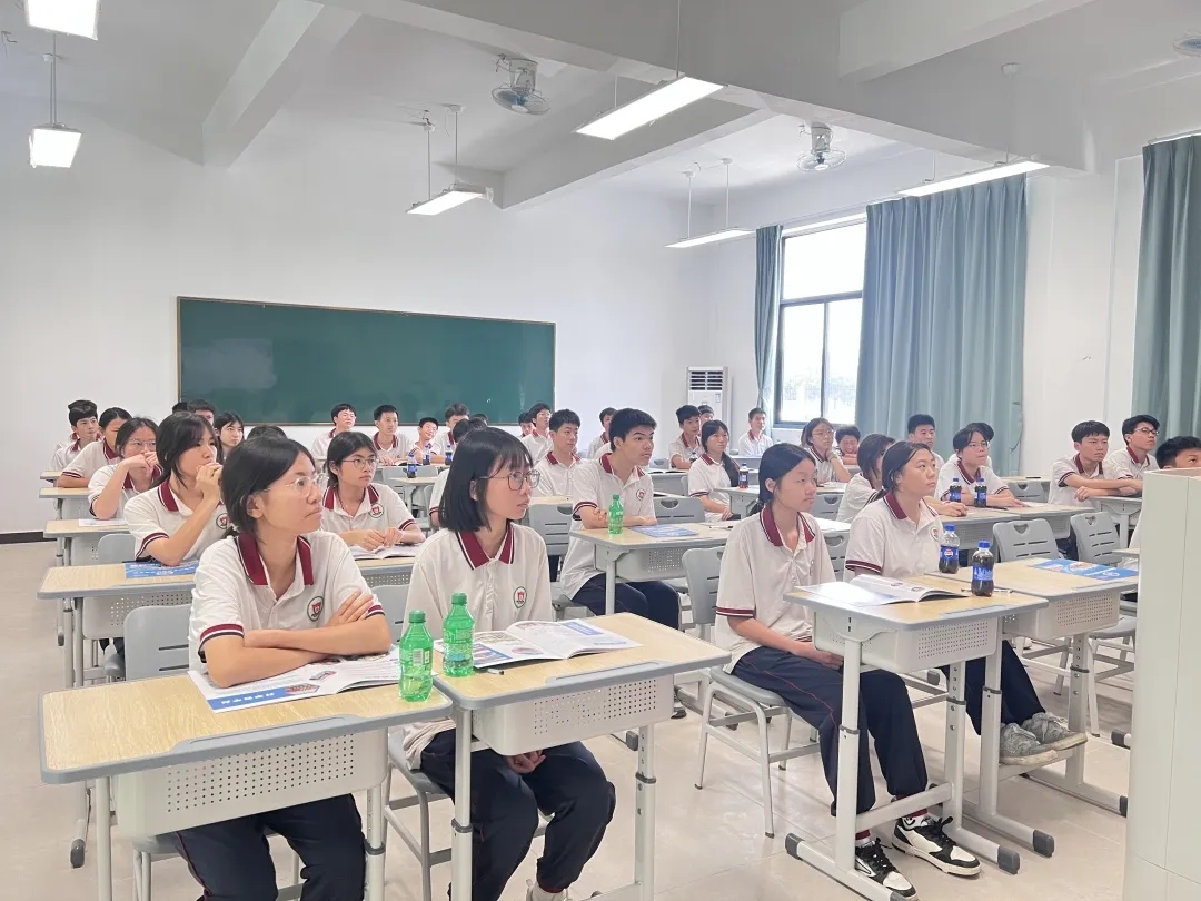 交流互鉴，筑梦新程 | 我校举办校园开放日活动（一）