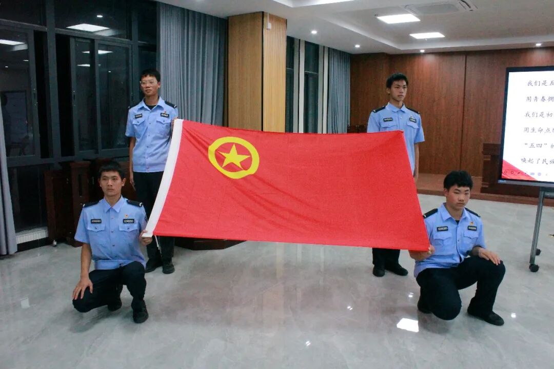 青春向团，强国有我 | 揭阳市华南司法职业学校举行第12月团日活动暨新团员入团宣誓仪式
