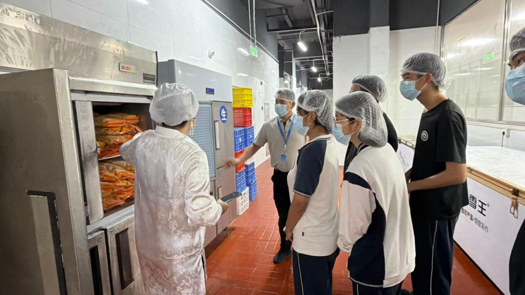 寻味后厨烟火，守护舌尖安心--食堂参观调研